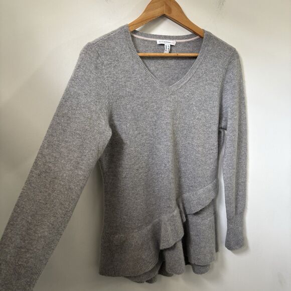 Isaac Mizrahi Women’s Cashmere Sweater XS Gray Long Sleeve Ruffled Pullover Cozy - Picture 2 of 8
